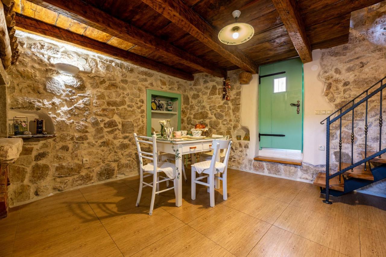 Parona Holiday Home Vrbnik Exterior foto